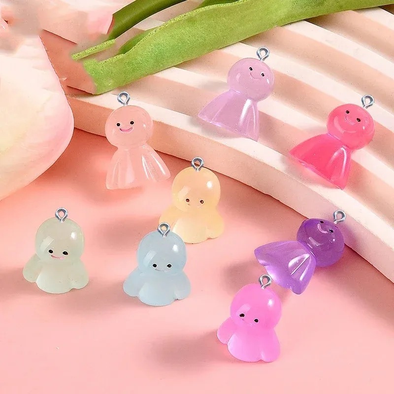Resin Art Materials - 10Pcs Glow In Dark Cartoon Doll