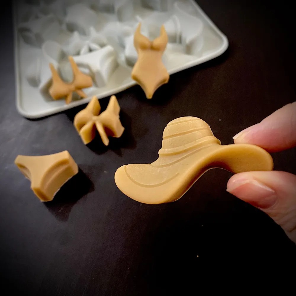 A Summer-Themed Beach Bikini M - Resin Art Materials 评论和价格